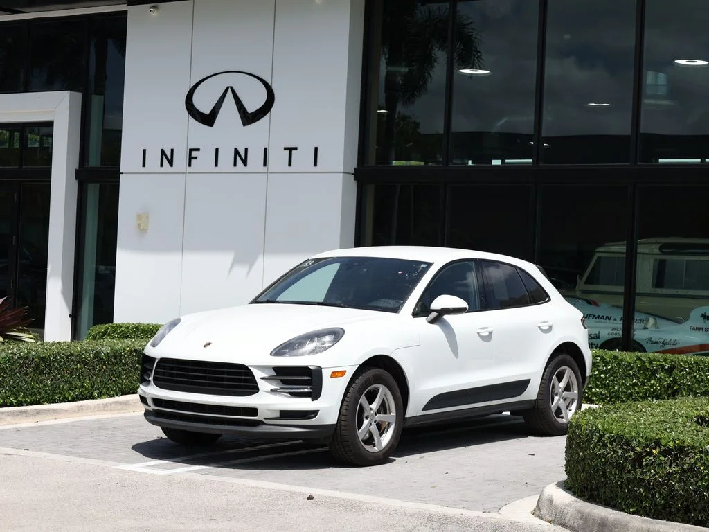 2020 Porsche Macan Base