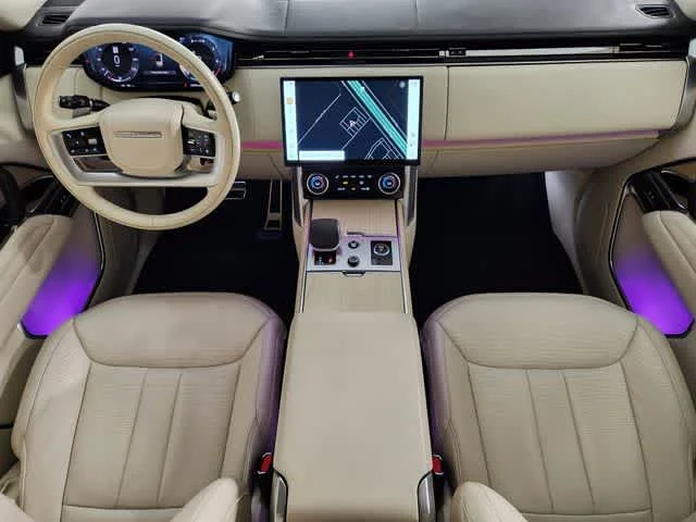 Used 2023 Belgravia Green Metallic Land Rover Autobiography image 4