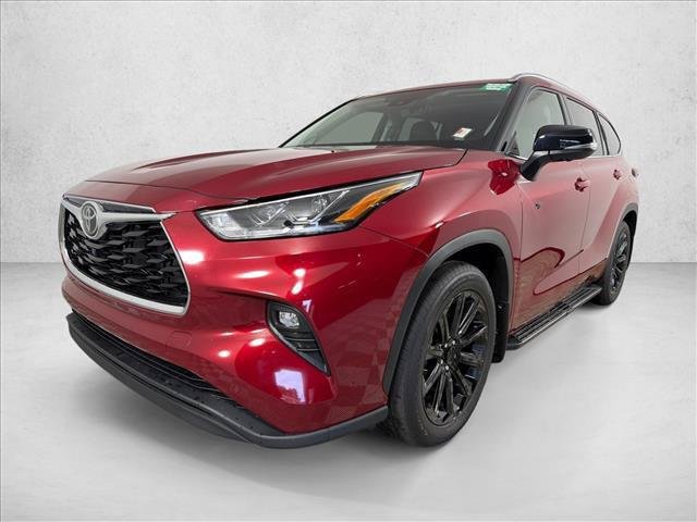 Certified Used 2026 RUBY FLARE PEARL Toyota  image 8