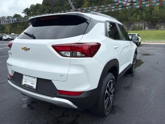 New 2026 Summit White Chevrolet LT image 3