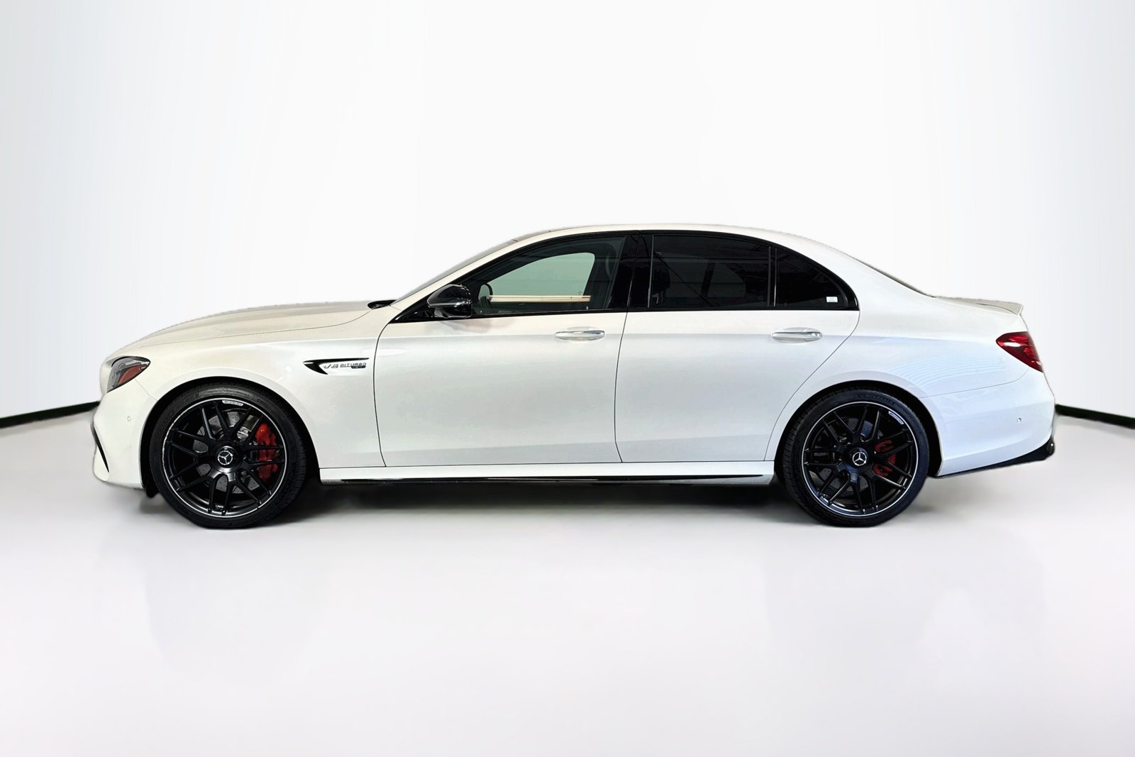 Used 2020 Designo Diamond White Metallic Mercedes-Benz AMG® E 63 S image 8