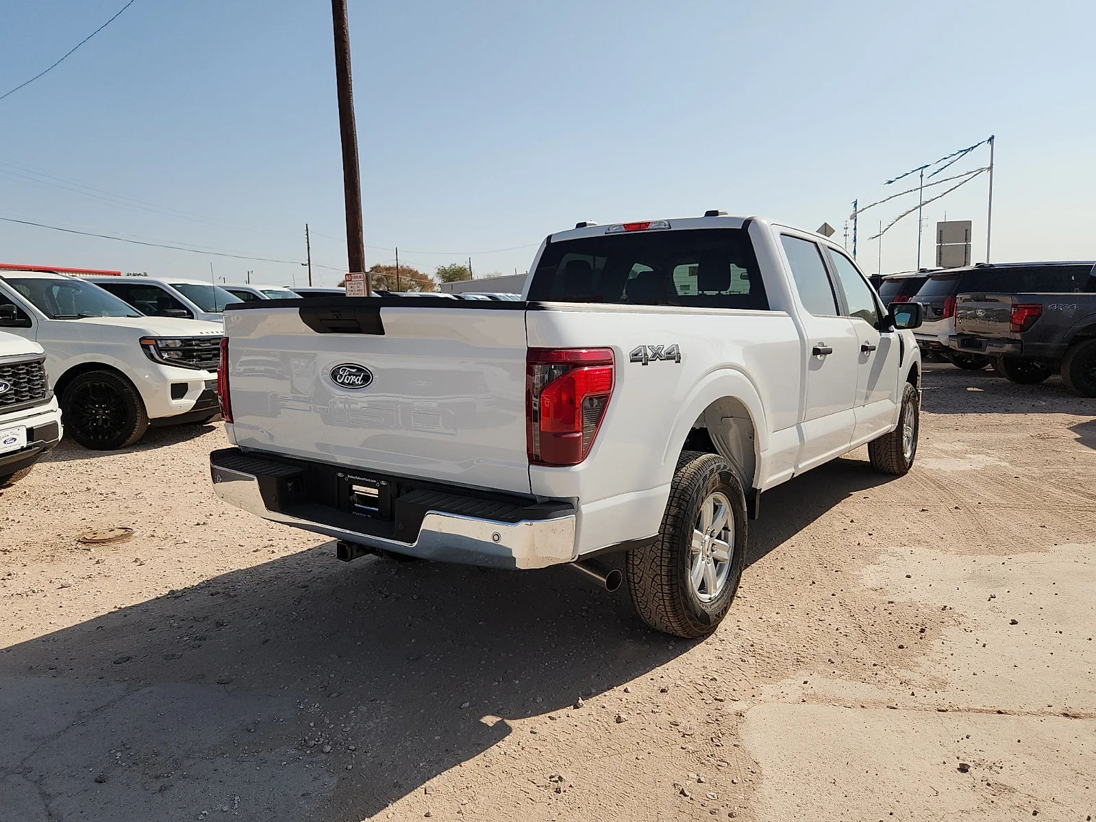 New 2026 Oxford White Ford XL image 7