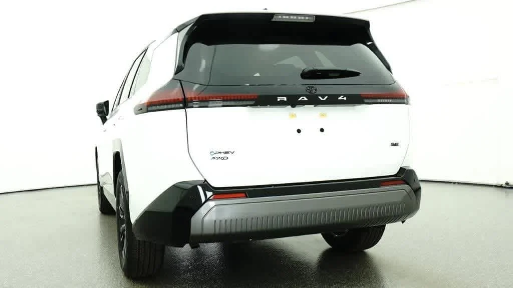 New 2026 Ice Cap Toyota SE image 22