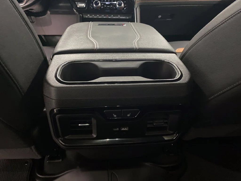 Used 2026 White GMC AT4 image 16