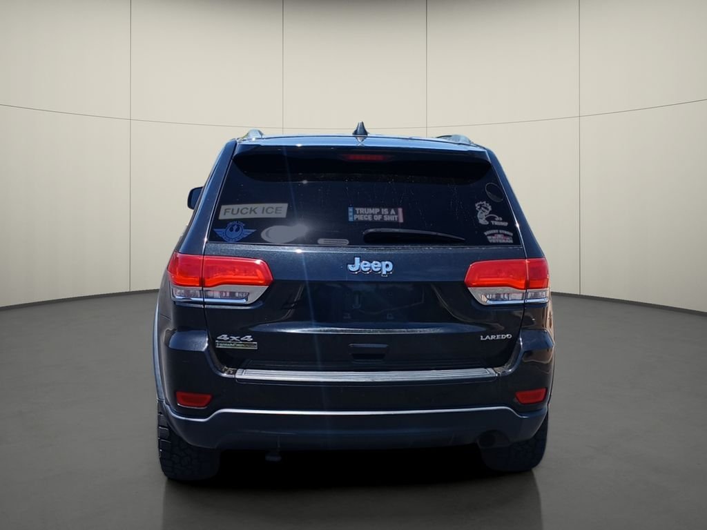 Used 2014 Black Jeep Laredo image 6