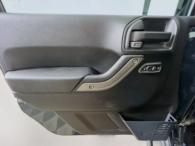 Used 2016 Black Jeep Sport image 28