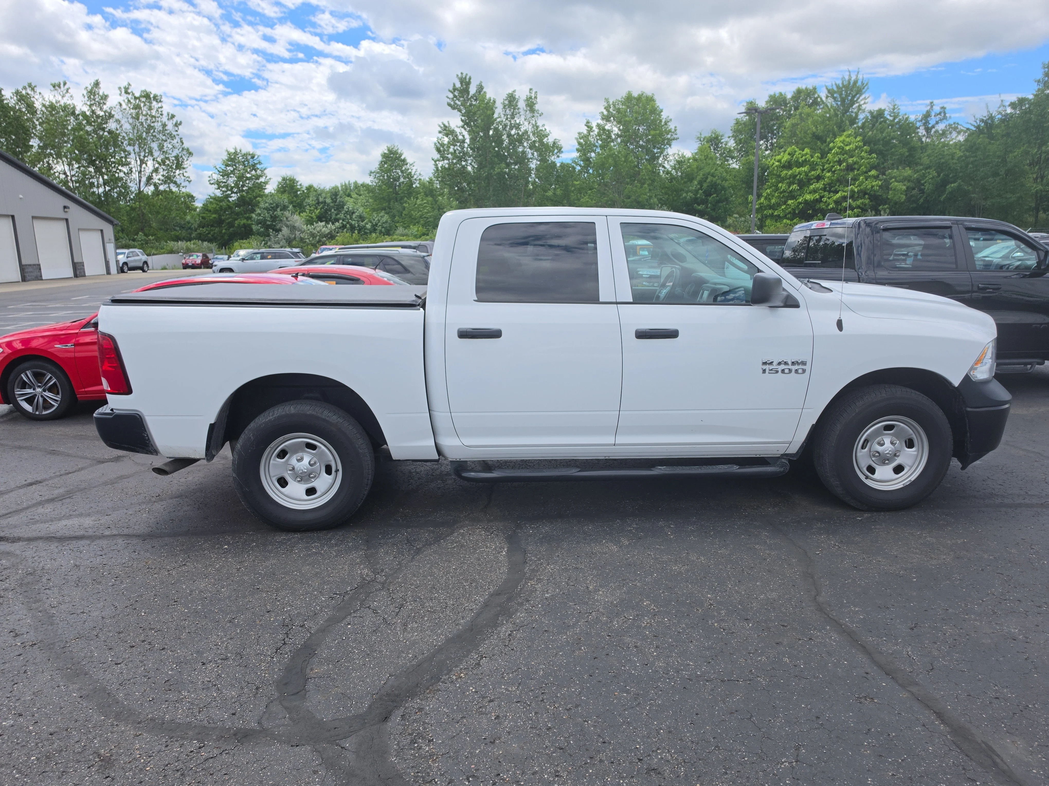 Used 2018 Bright White Clearcoat Ram Tradesman image 2