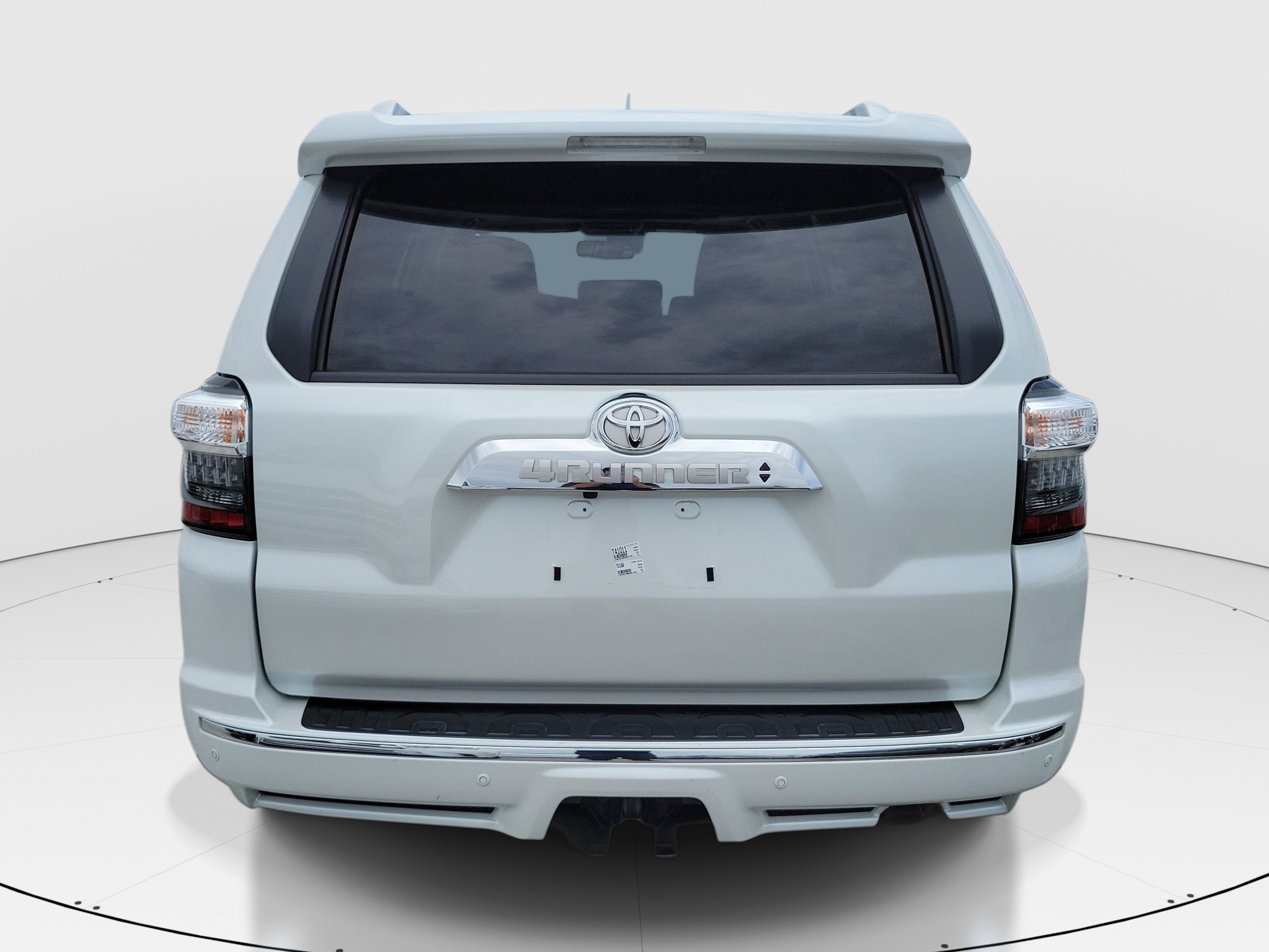 Used 2024 Pearl Toyota Limited image 5