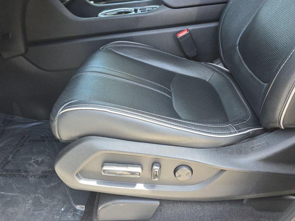 Used 2023  Honda Elite image 21