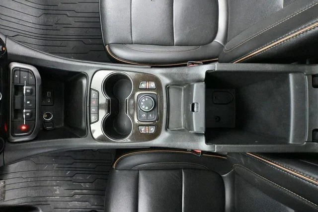 2021 GMC Acadia AT4 - Photo 38