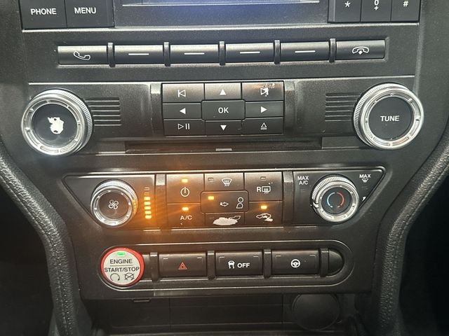 Used 2017 Magnetic Ford GT image 21
