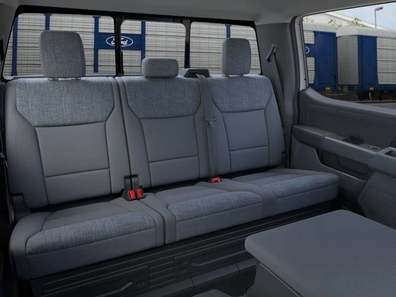 New 2026 Oxford White Ford XLT image 12