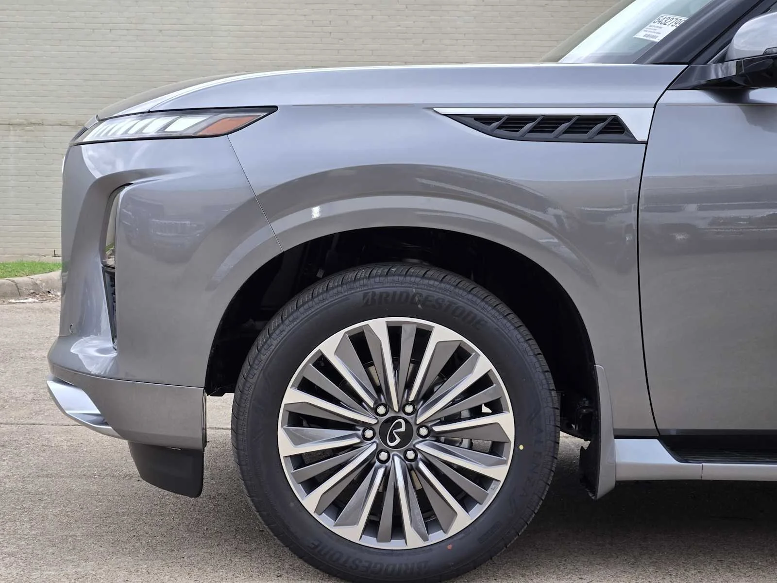 New 2026 DYNAMIC METAL INFINITI Luxe 2WD image 6