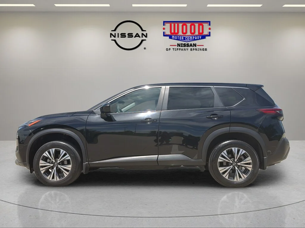 Used 2023 Super Black Nissan SV image 5