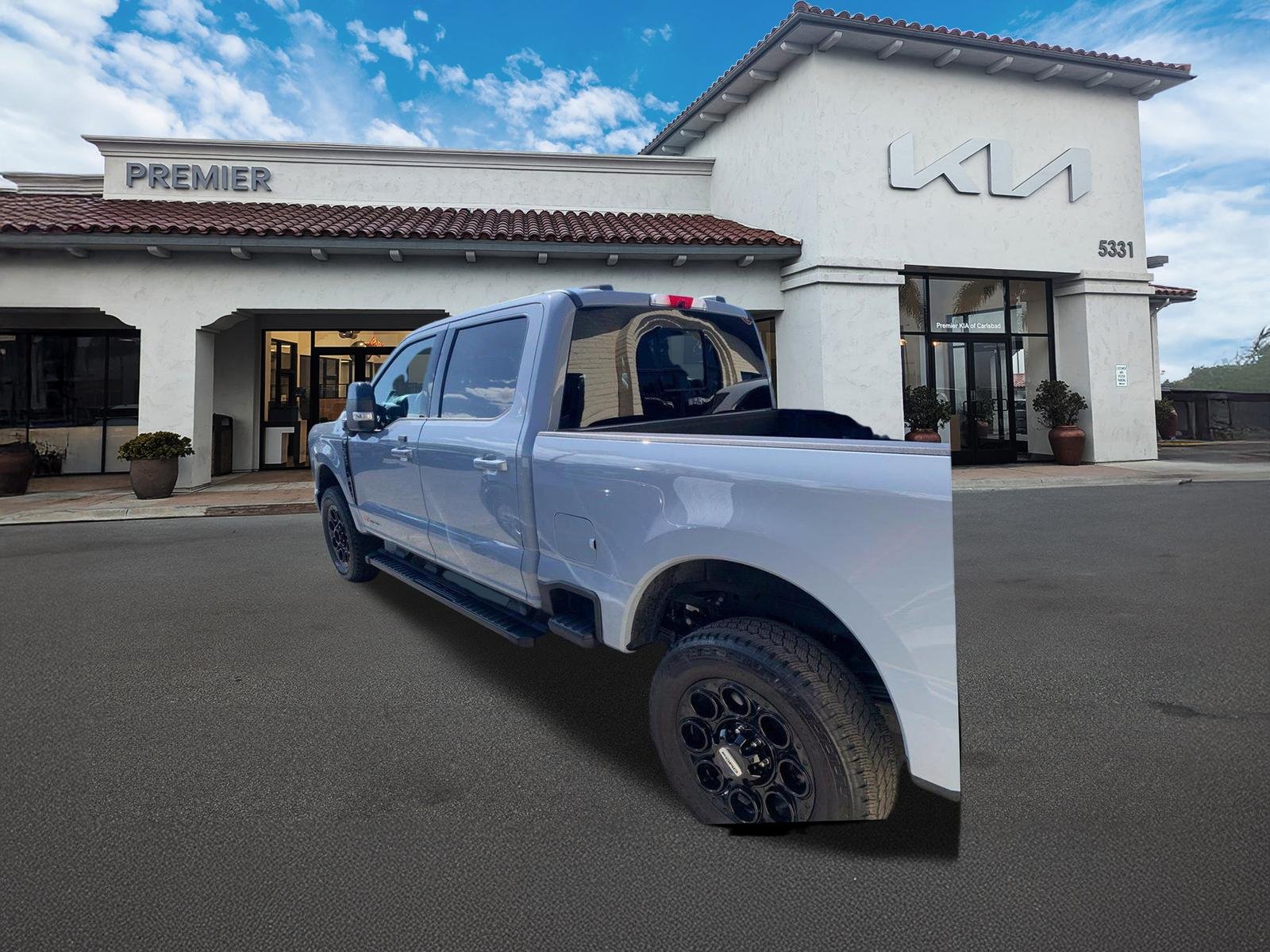 Used 2026 Gray Ford Lariat image 9