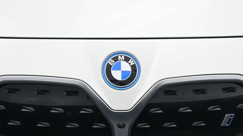 2023 BMW i4 35 - Photo 19
