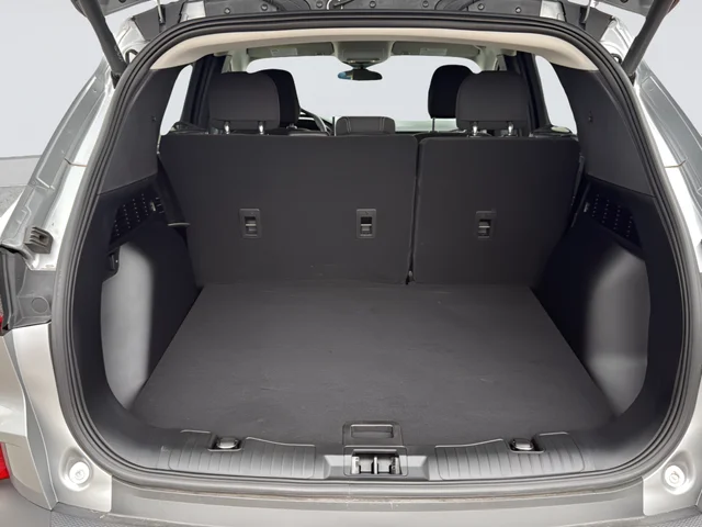Used 2023 Silver Ford Active image 11