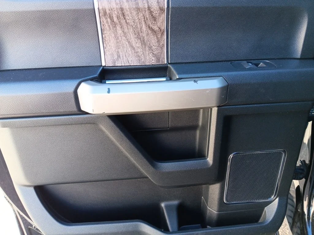 Used 2019 Black Metallic Ford Lariat image 35