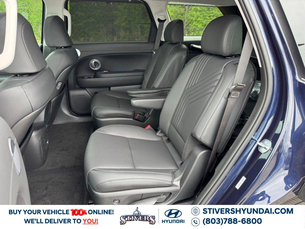 New 2026 Blue Hyundai SEL Premium 7P image 24