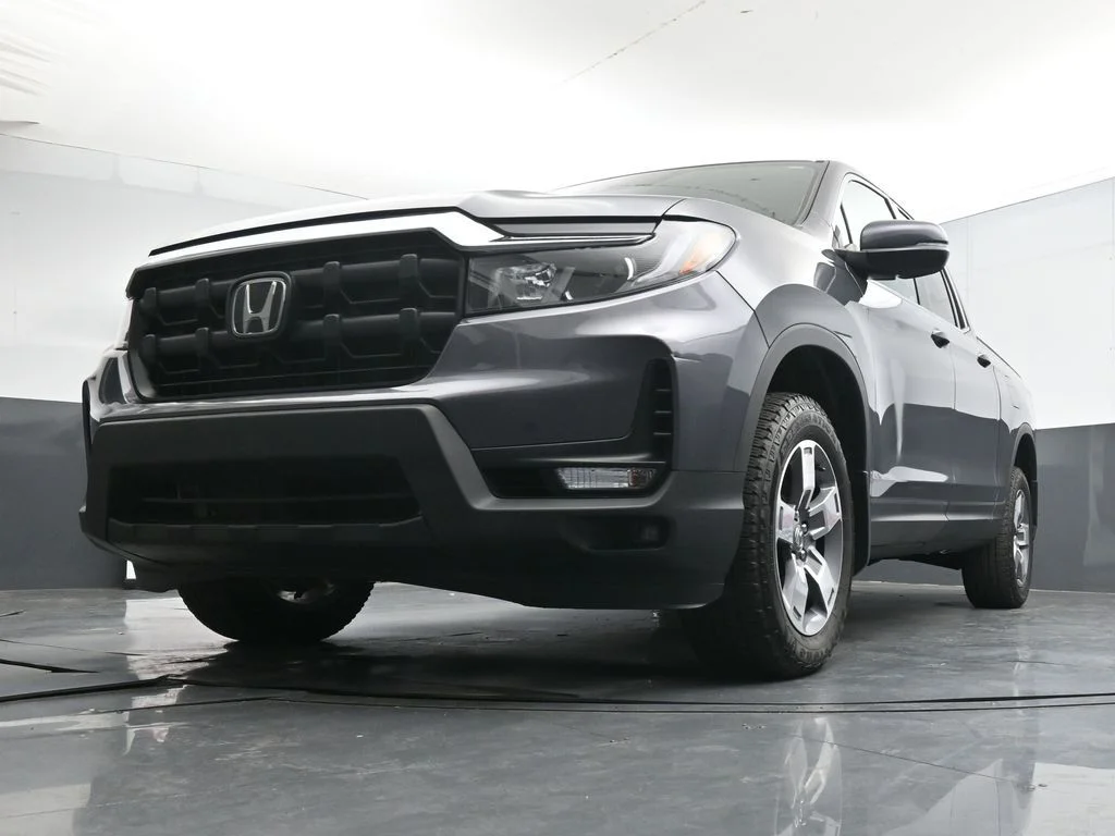 Used 2024  Honda RTL image 34