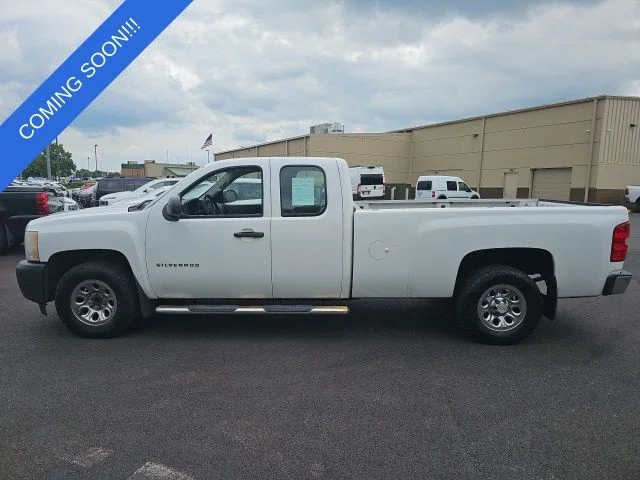 Used 2011 White Chevrolet Work Truck image 3