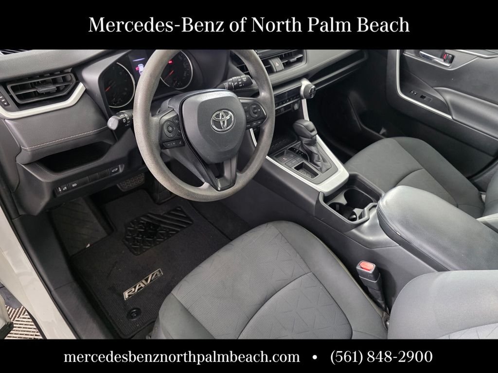 Used 2021 White Toyota XLE image 10