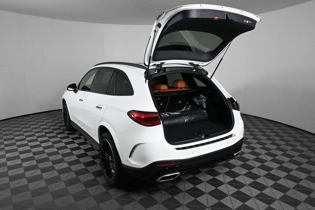 New 2027 Polar White Mercedes-Benz GLC 300 image 68