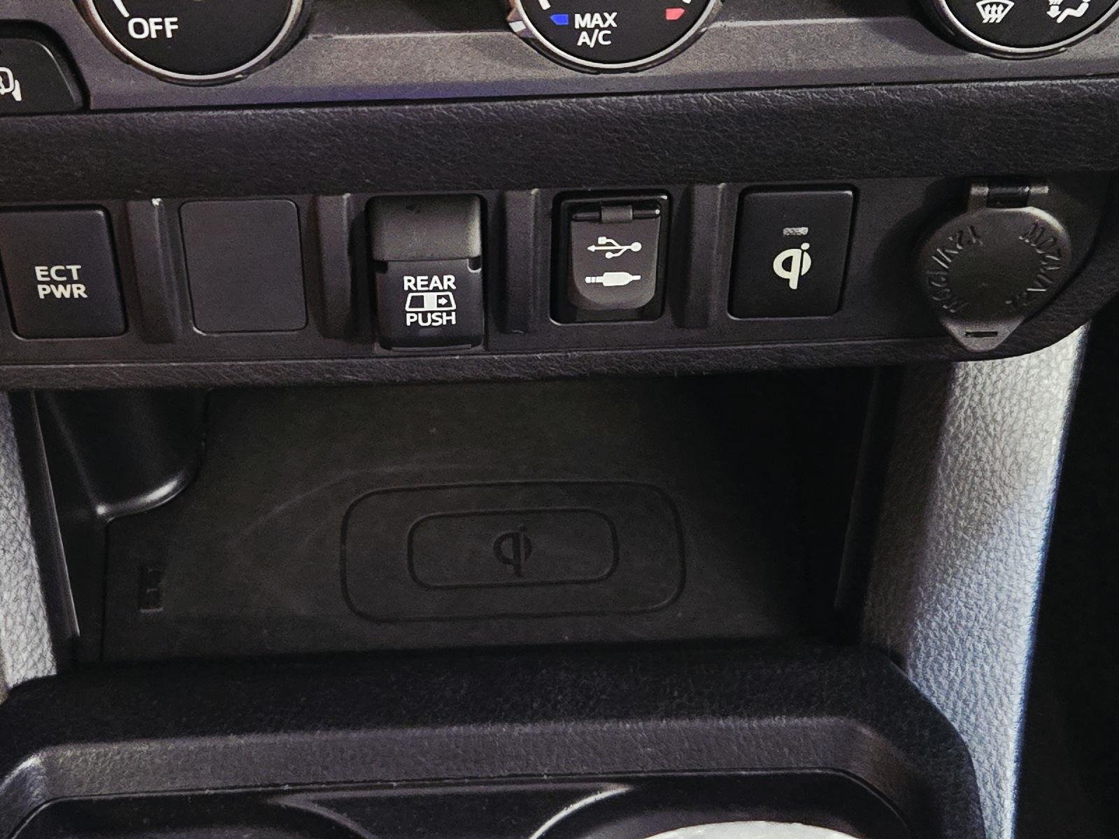 Used 2019 Super White Toyota TRD Off Road image 26