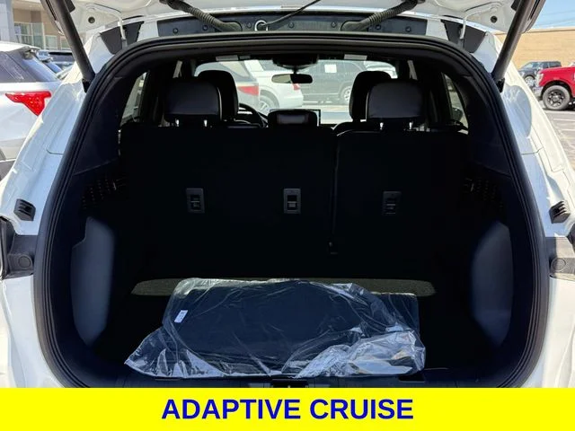 New 2025 Star White Metallic Tri-coat Ford ST-Line Select image 7