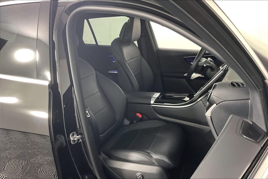 2023 Mercedes-Benz GLC GLC 300 - Photo 7