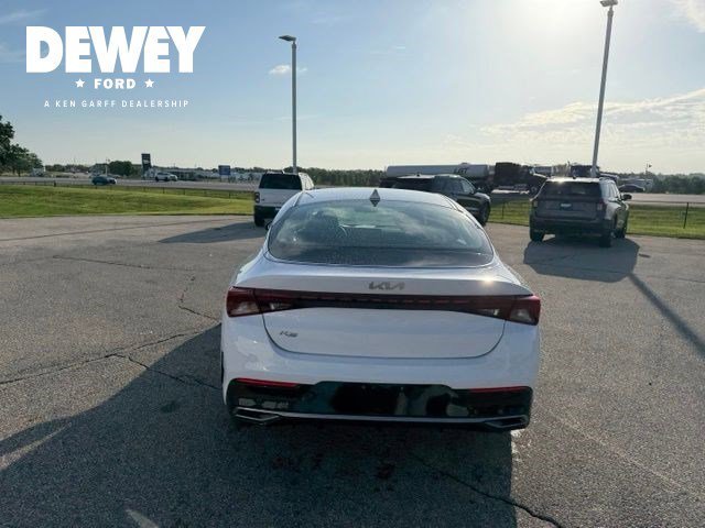 Used 2022 Glacial White Pearl Kia LXS image 10