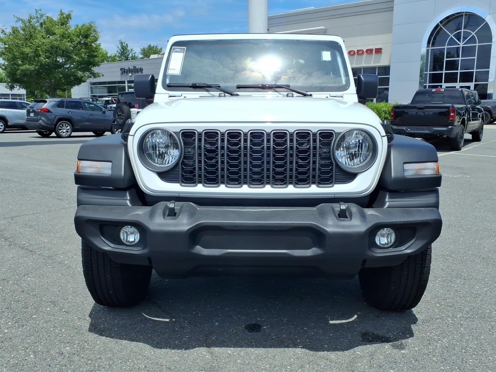 Used 2025 Bright White Clearcoat Jeep Sport image 13