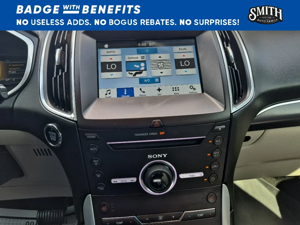 Used 2018 White Gold Metallic Ford Titanium image 24