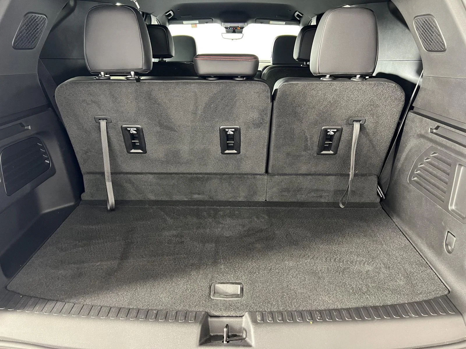 New 2026 Sterling Gray Metallic Chevrolet Z71 image 23