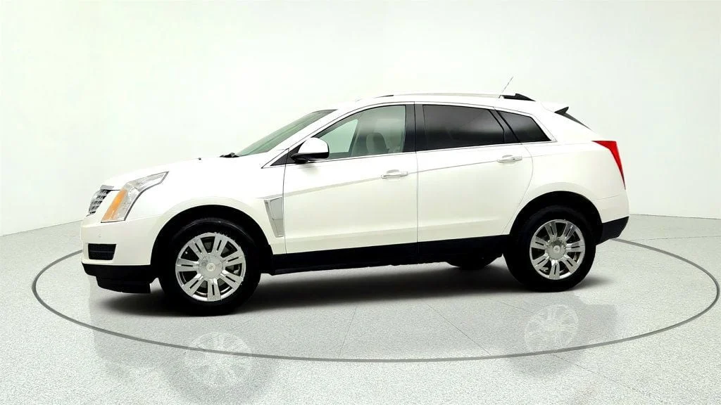 Used 2016 Platinum Ice Tricoat Cadillac FWD 4dr Luxury Collection w/ Nav & Driver Awareness Pkg image 8