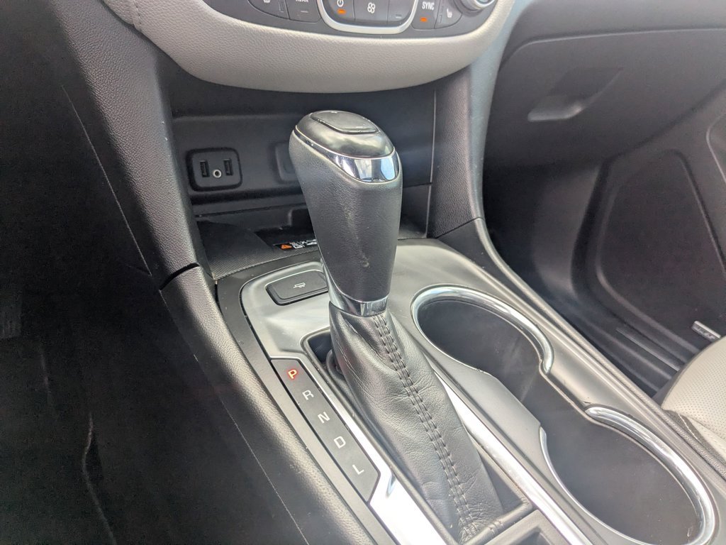 Used 2018 Summit White Chevrolet Premier image 20