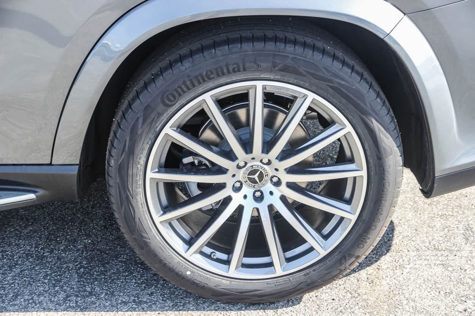 New 2026 Selenite Grey Metallic Mercedes-Benz GLS 580 image 11