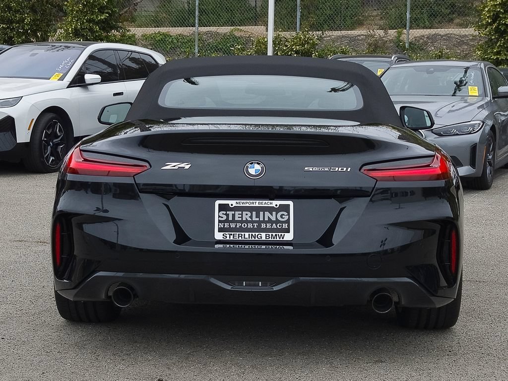 New 2026 Black Sapphire Metallic BMW sDrive30i image 17