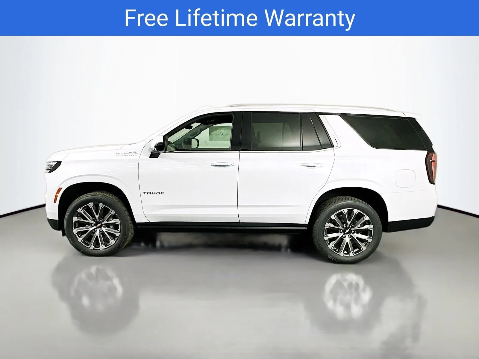 New 2026 Polar White Tricoat Chevrolet High Country image 5