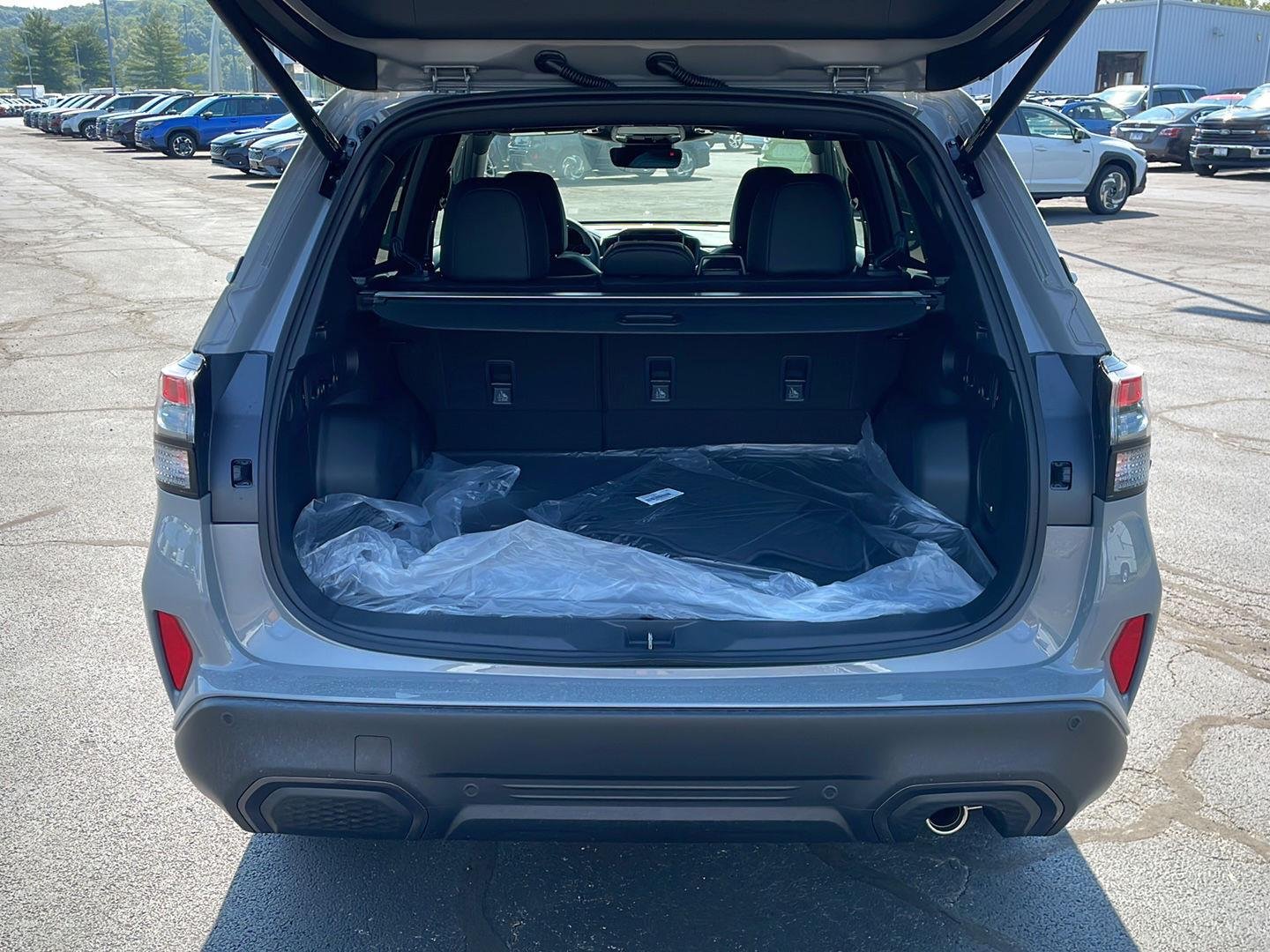 New 2026 RIVER ROCK PEARL Subaru Limited Hybrid image 28