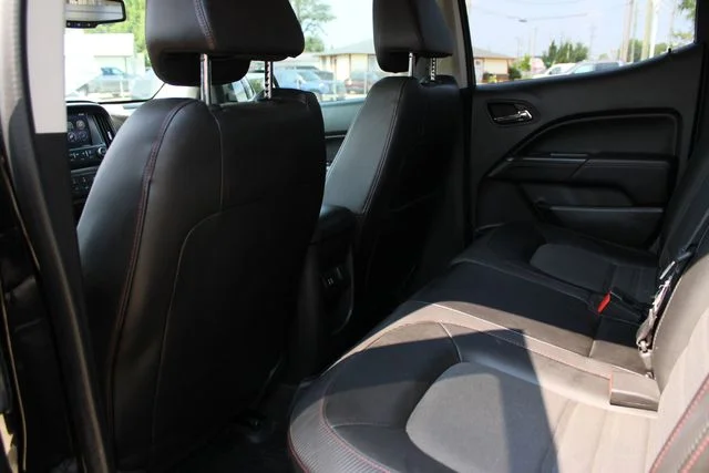 Used 2015 Black GMC SLE1 image 24