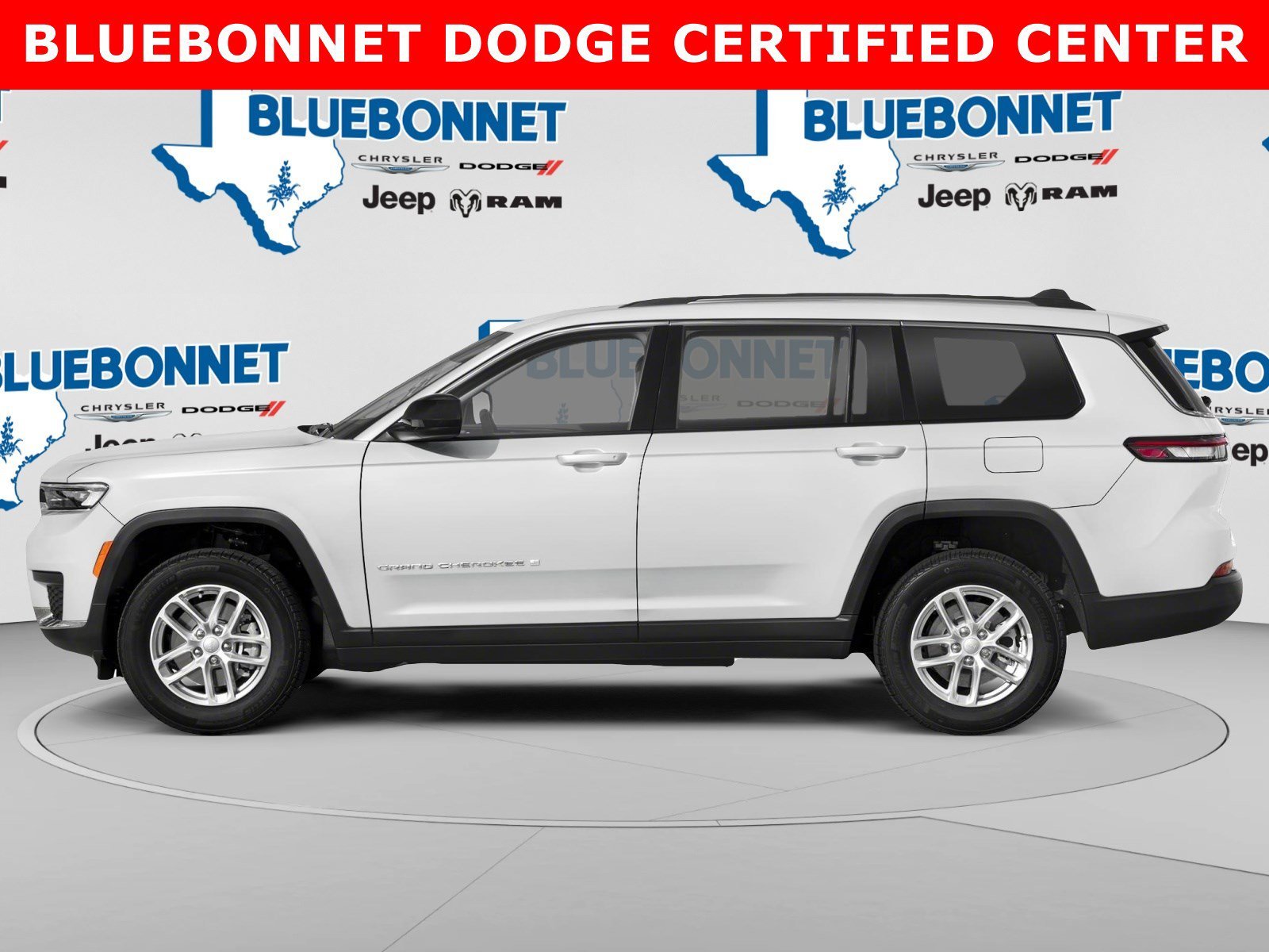 Used 2023 Bright White Clearcoat Jeep Limited image 3