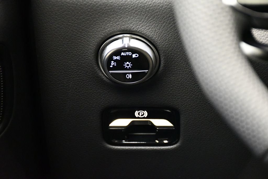 2025 Mercedes-Benz GLC AMG GLC43 - Photo 21