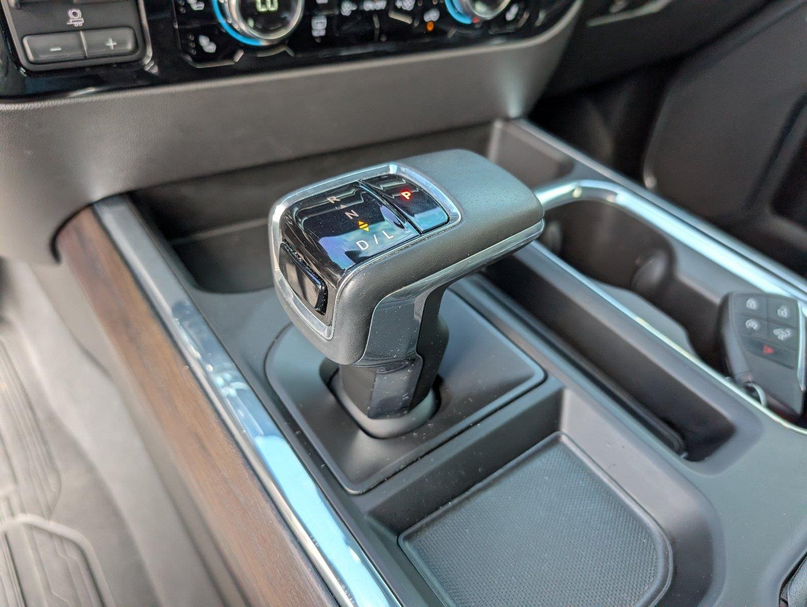 Used 2023 STERLING METALLIC GMC SLT image 21