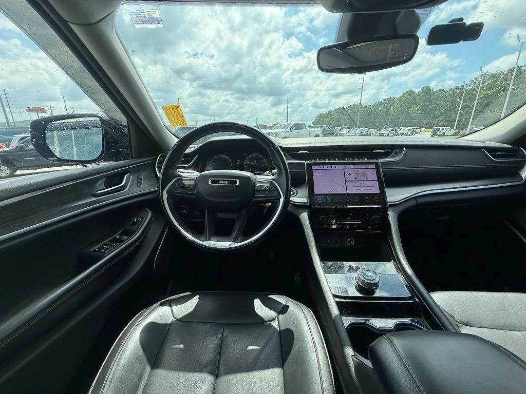 Used 2022 Gray Jeep Limited image 10