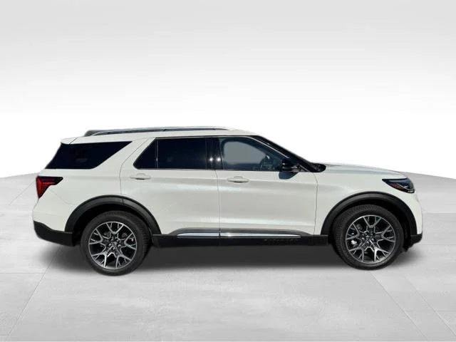 Used 2025 White Ford Platinum image 8