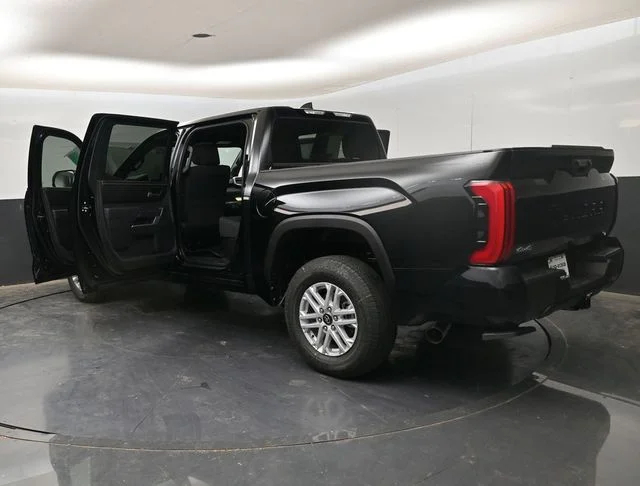 2026 Toyota Tundra SR5 - Photo 33