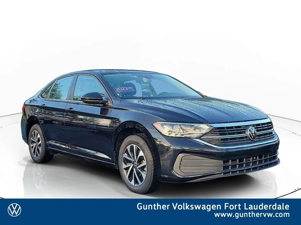 Used 2023 Black Volkswagen 1.5T S image 1