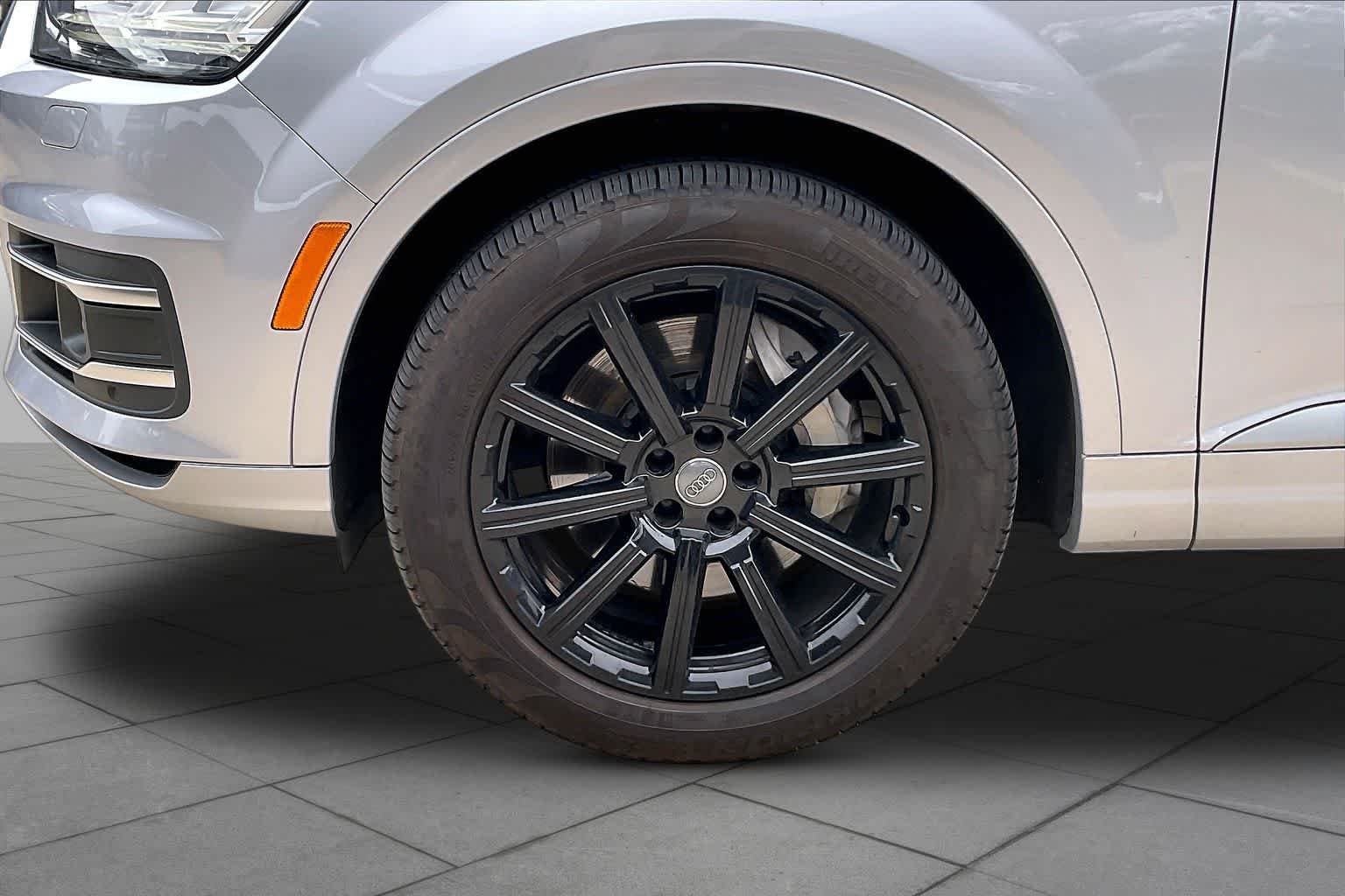 Used 2018 Florett Silver Metallic Audi Prestige image 11