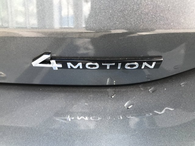 New 2026 Platinum Gray Metallic Volkswagen SE R-Line Black image 10